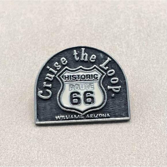 Vintage “Cruise the Loop Historic Route 66 Williams Arizona” Pin - Picture 3 of 3